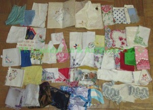 lot 134 image: Vintage handkerchiefs