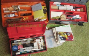 lot 182 image: Assorted arts and crafts supplies