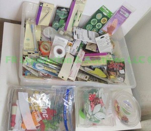 lot 200 image: Assorted sewing notions and quilting accessories