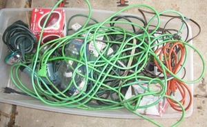 lot 326 image: Extension cords and exterior lights