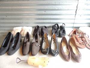 lot 47 image: 8 pair of Manno, Array, Conair, and Steve Madden brand ladies shoes all sizes plus 1 shoe stretcher