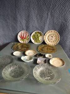 lot 126 image: Lot of various dcor kitchen plates white and black ashtrays small windmill plate royal Copenhagen 2 pepper plates made in the phillipines by Andra sadler 2 yellow divided plates