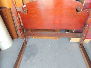 lot 110 image: Queen size wooden bed headboard  2 side rails no foot board