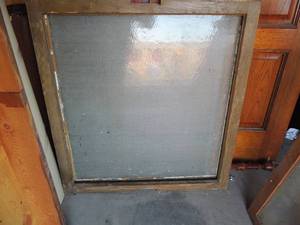 lot 111 image: LARGE Windows x 3 with one extra frame single pane