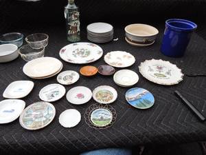 lot 251 image: Plates lot- State souvenir small plates for DC, Oregon, New Orleans, Alabama, Cape , New Mexico. God Bless this lousy apartment, flowered overton8 crown empire, 3 glass candy dishes