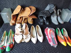 lot 278 image: Shoes 4 pair womens heels Amanda Kay size 8 Just Fab 6.5Liz Clayborne 7 Siamanto 7 and mens boots all size 9- 9.5 D
