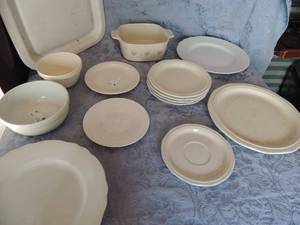 lot 295 image: Stoneware plates saucers, serving platters heart design casserole dish