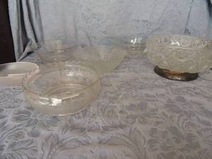 lot 298 image: Lola Parker deigner flower vase, Pat Norris vase yellow blown glass vase and more