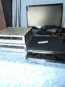 lot 320 image: 2x phillips DVD players, no remotes, 2 attenna, activators, microprocessors system NOC computer screen