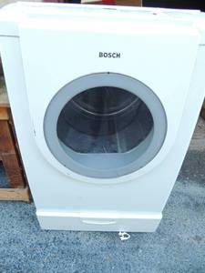 lot 321 image: Bosch dryer front load (heating element out)