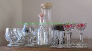 lot 10 image: Assorted bar glassware, stem glasses, tumblers plus