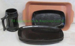lot 29 image: Frankoma pottery ware, baking and serving dishes. 6 total