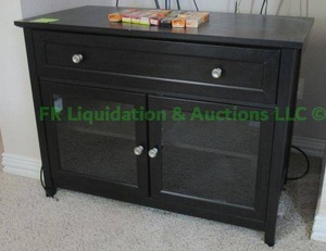 lot 117 image: Whalen TV stand, 40 x 20 x 29