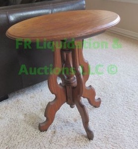 lot 110 image: Mid century Solid oak harp base accent table