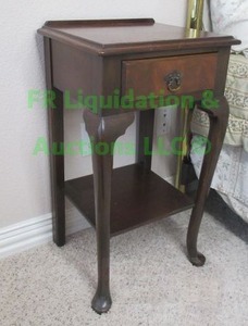 lot 133 image: Early century Nathan Straus & Sons solid wood accent table with cabriole legs, approx. 17 x 14 x 28