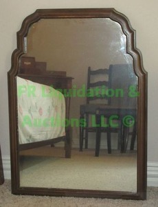 lot 167 image: Antique framed wall mirror, 22 x 30