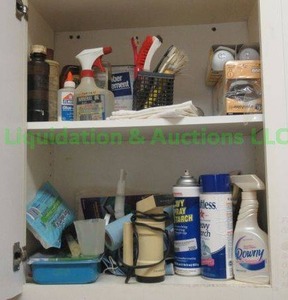 lot 200 image: Assorted laundry and cleaning supplies plus