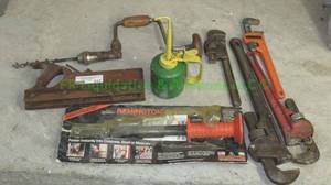 lot 217 image: Assorted hand tools as shown