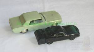 lot 187 image: Ford Mustang toy 1964 coupe and Avon Mustang cologne decanter