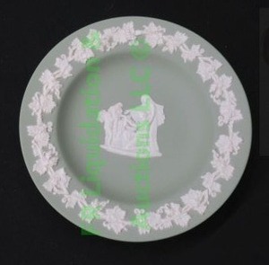 lot 73 image: Wedgewood made in England chalkware saucer, 4.5 wide