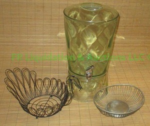 lot 262 image: Tea dispenser (plastic) and trinket baskets