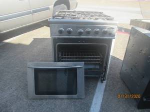 lot 44 image: USED ELECTRIC STOVEOVEN