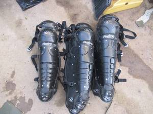 lot 14 image: RAWLINGS SHIN GUARDS FOR ADULTS AND YOUTH 3 PAIR PER LOT