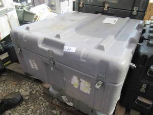 lot 32 image: PELICAN HARDIGG MILITARY HARD PLASTIC CASE WATERPROOF AND AIR TIGHT 30 X 30 X 14