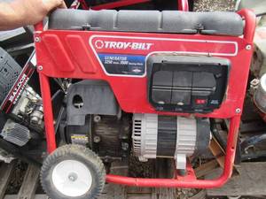 lot 36 image: TROY-BILT PORTABLE GENERATOR 3250 RUNNING WATTS UNTESTED