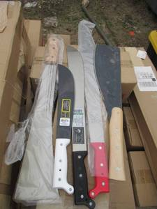lot 57 image: 5 PIECE MACHETE KNIFE SET NEW IN UNOPENED BOXES