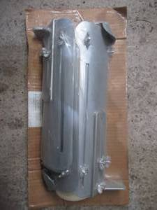 lot 95 image: MILITARY ALL PURPOSE EMERGENCY TRANSPORT LEG SPLINTS NSN# 6515011749917 2 PER PACK