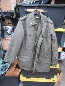lot 136 image: ITALIAN MILITARY FIELD JACKET WITH HEAVY DUTY LINER SIZE LARGE