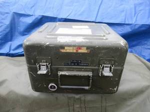 lot 167 image: MILITARY ISSUED METAL TACTICALOPTICAL INSTRUMENT FIELD BOX. WATERPROOF AND AIR TIGHT WITH BREATHER VALVE