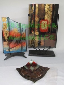 lot 37 image: Art glass vases with metal stands and matching tray