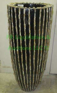 lot 88 image: Agate striped large vase, 36 tall