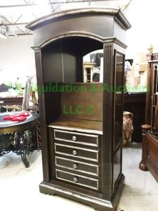 lot 240 image: Modern theme storage display armoire with adjustable shelves, 36 x 23 x 84