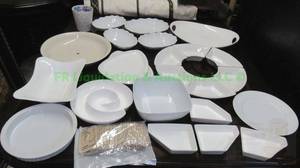 lot 224 image: White serving ware pieces