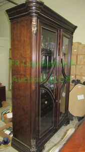 lot 215 image: China  Bar fitted cabinet with glass shelves, 53 x 21 x 88