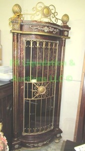 lot 243 image: Ornate corner display cabinet with 3 glass shelves 22 x 22 x 81