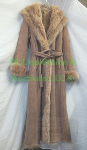 lot 307 image: Italian Ruffo leather and cashmere overcoat