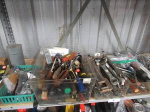lot 4 image: ASSORTED WRENCHES, FLATHEADPHILLIPS SCREWDRIVERS AND VERY GENEROUS QUANTITY OF TOOLS
