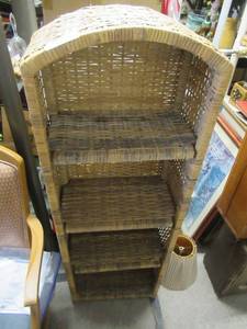lot 10 image: WICKER 4 SHELF BOOKCASE 18 X 10 X 52