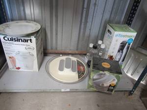 lot 25 image: SODA STREAM HOME SODA MAKER, COPCO SALAD SPINNER, CRUISINART FROZEN YOGURT-ICE CREAM AND SORBET MAKER AND 3 TIERED PANTRY TURNTABLE