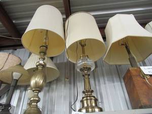 lot 45 image: 2 BRASS LAMPS AND 1  WOOD BASE LAMP