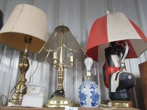 lot 65 image: GOLF BAG LAMP, COBALT BLUE AND WHITE CERAMIC LAMP, BRASS WITH GLASS SHADE LAMP AND BRASS LAMP
