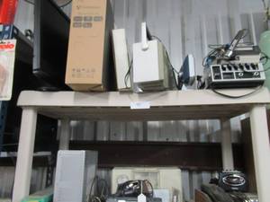 lot 71 image: GATEWAY 18.5 MONITOR, DYNEX 13 TV, COMPUTER MAINBOARD, BOOMBOX, 8-TRACK COLLECTION AMD MORE ELECTRONICS