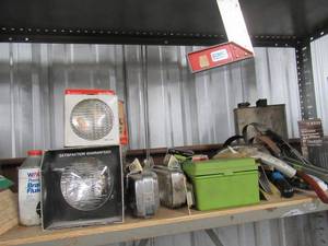 lot 80 image: VINTAGE HAND DRILLS, CAR STEREOS, AUTOMOTIVE WAXES AND CLEANERS, OIL TINS AND MORE