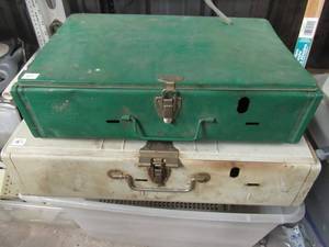 lot 83 image: COLEMAN CAMPING STOVES AND MORE