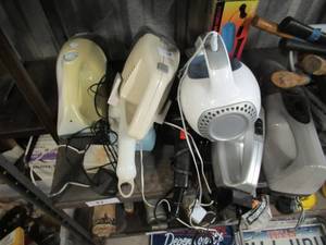 lot 93 image: CAR VACUUMS BY BLACK AND DECKER AND MORE