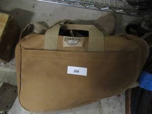 lot 106 image: LANDS END SQUARE RIGGER TOOL BAG